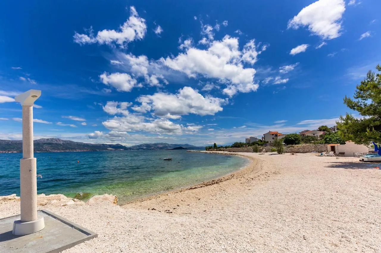 Studio Slatine 13298A Trogir