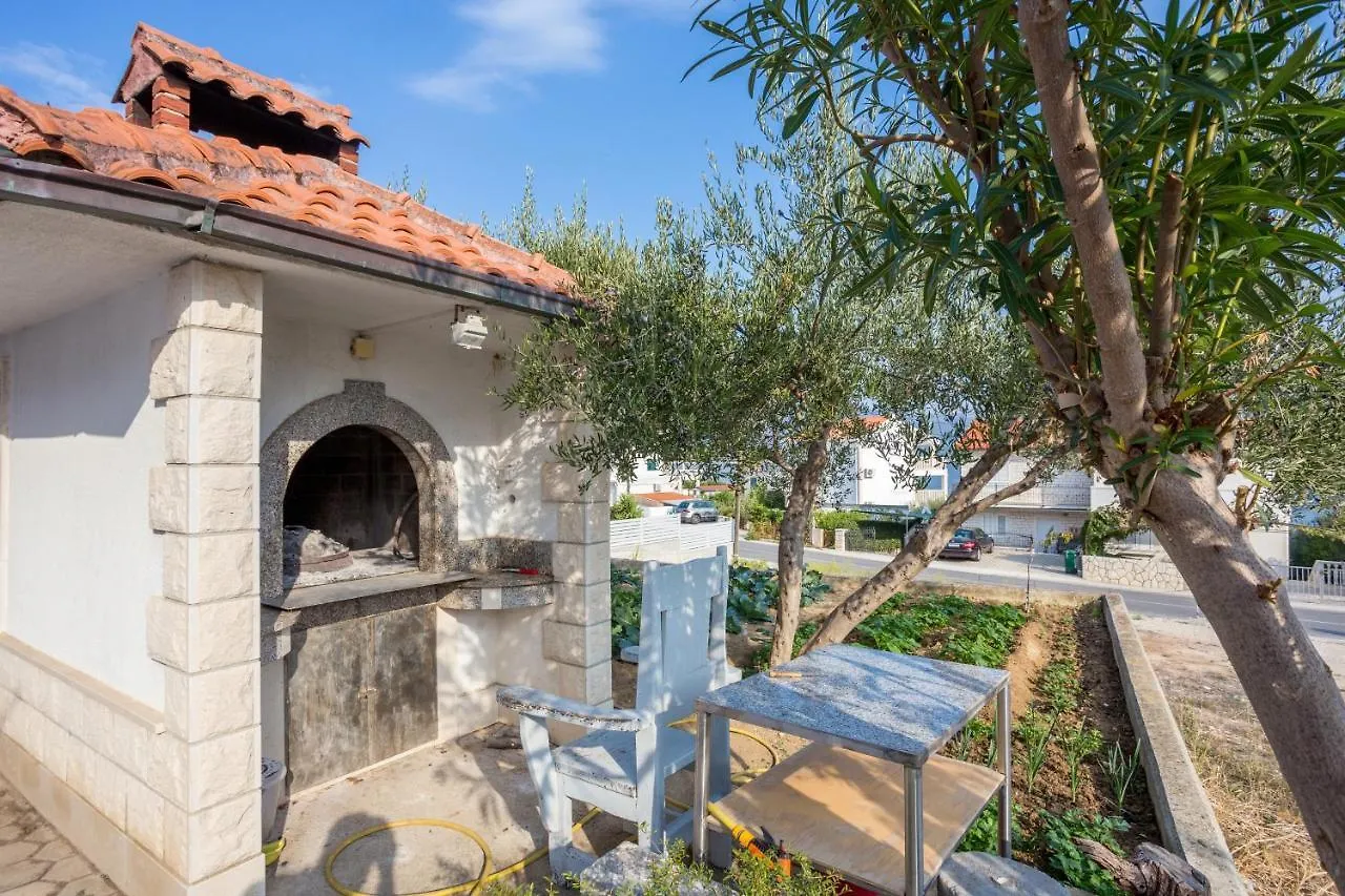 Studio Slatine 13298A Trogir