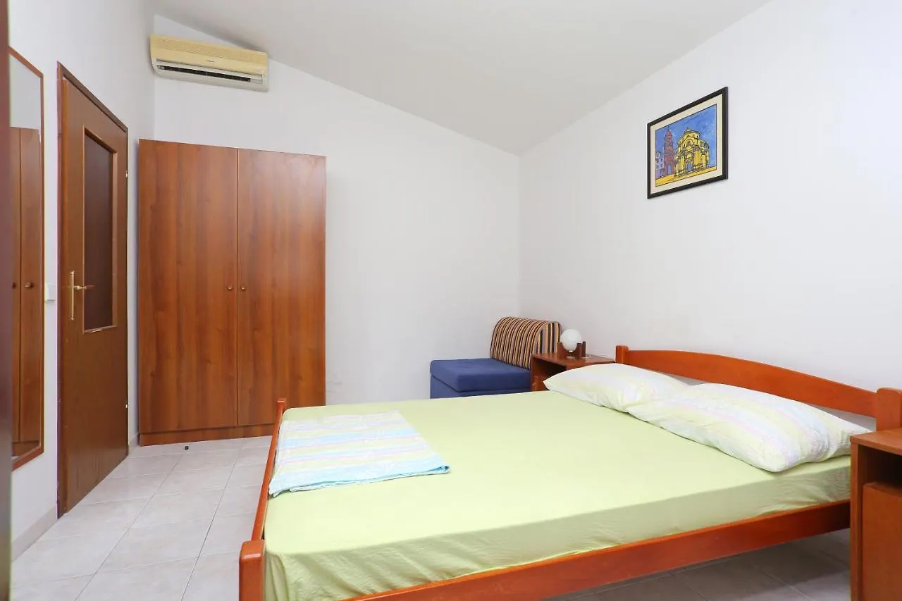 Studio Slatine 13298A Trogir